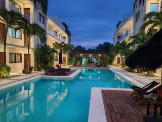 Hennessy & Art Sunrise Haven - 3