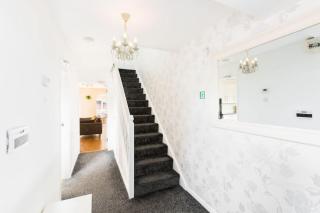 4-Bed Home for Contractors - Parking - Walk to Hospital - 6