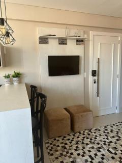 Apartamento Moderno, Charmoso e Pertinho do Mar em Bombas - 4