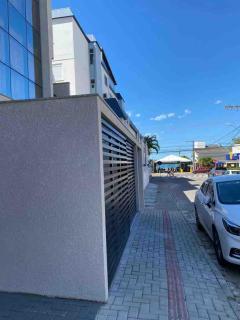 Apartamento Moderno, Charmoso e Pertinho do Mar em Bombas - 9