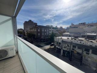 Modern and Warm Apartment - 2