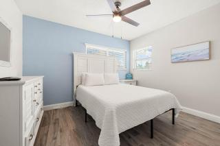 Sun and Sea By Beachside Management - 8