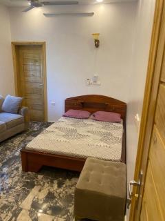 Studio meublé climatisé propre et sécurisé - 3