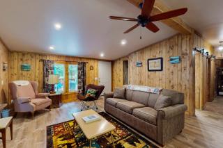 Anvil Lake Hideaway - 9