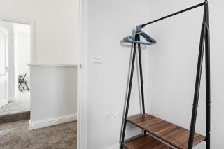 Spacious 3B Home, ideal for contractors & family! - 8