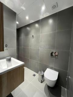 O&O Group-Charming Studio Escape w Balcony - 1