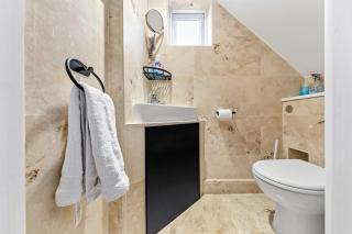 Loudwater close - 1