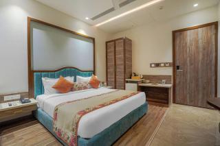 Hotel TU Casa Near Delhi Airport - 3