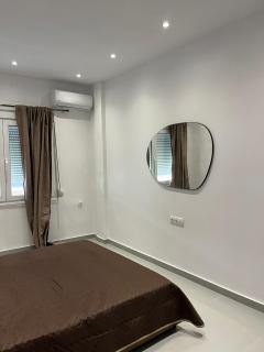 O&O Group-Serene 1BR Haven w Balcony - 5