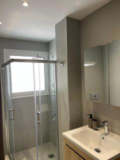 O&O Group-Serene 1BR Haven w Balcony - 2