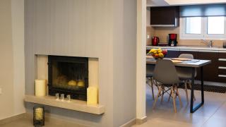 Rock State View - Unique Overlooking Meteora Flat - 2