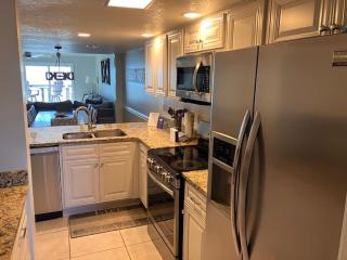 Beachside Kisses - 8