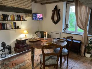 Le Grand Faubourg les Gîtes Ecurie et La Faïencerie - 2