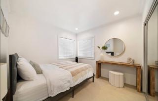 Steps to Sand Cozy 3BR Partial Ocean Views - 4