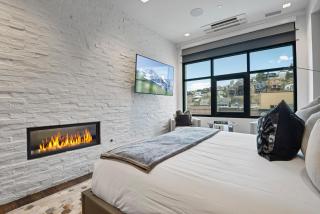 Mountain Luxe Retreat on Main - 9