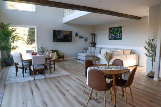 Luxury Riverfront Estate - 2