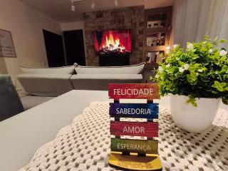 No Coração de Gramado! Faça tudo a pé. Reformado. - 9