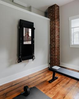 Waterfront 1900s Hot Tub Eldred Homestead - 3