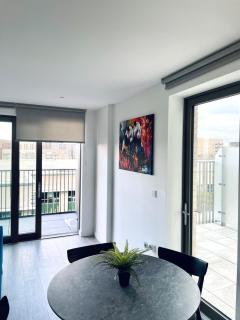 Pandanest elegant apt with views - 8