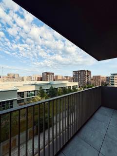 Pandanest elegant apt with views - 2
