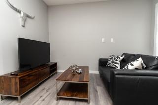 Edmonton 1 Bedroom Apartment - 4