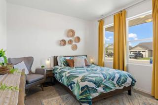 Western Explorer Two Homes Sleeps 20 - 8