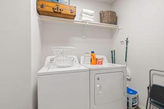 Western Explorer Two Homes Sleeps 20 - 5