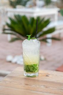 Nikos Lux By Van - 9