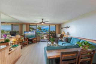 Newly Renovated, Ocean Views, Minutes to Beach - 7