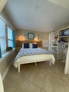 Cozy Beach Rental 1B/1B - 1