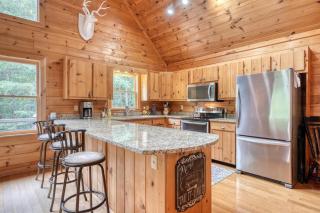 Amazing lake and mountain views, hot tub and fire pit, access to National Forest trails from the house - 4