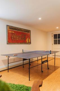 Secluded Charming Farmhouse Lake Views Firepit - Lava - 8