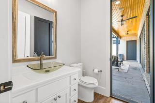 The Fairway on Maple - 2