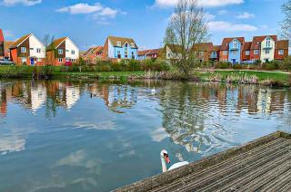 Stylish Apartment with Balcony, Free Parking, Fast Wifi and Smart TV with Sky and Netflix by Yoko Property - 1