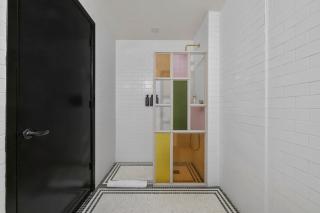 Freeman 903 by Rove 1BR Condo with Shared Amenities - 2