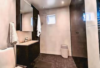 Villa near the sea in a scenic area in Mariehamn - 1