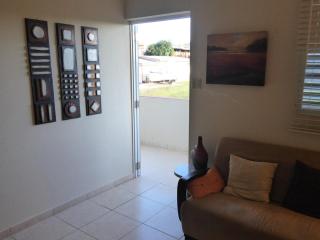 Casa Isla Azul, 4BR-3Ba-2Kit Wi-Fi, AC, Pool, Solar Power Boqueron Puerto Rico Walk to El Poblado Cabo Rojo - 8