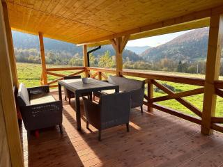 Chatka Niedźwiadka - domki w górach z widokiem na Beskid Niski i Sauną w cenie - 1