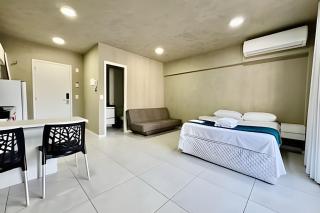 Apê 100 metros da praia com varanda ar condicionado - 2