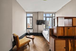 Freeman 901 by Rove Studio with Shared Amenities - 8