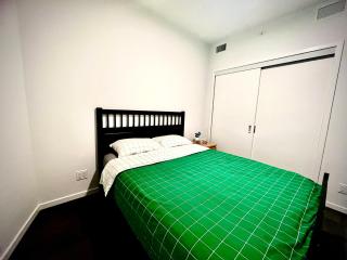 Warm and Cozy 1B1B near Richmond center - 8