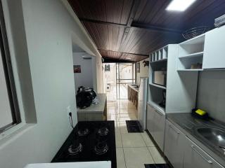 Apto aconchegante a poucos passos do mar no centro de Balneário Camboriú - 1