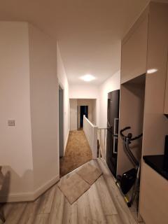 home from home 2 bed flat - 2