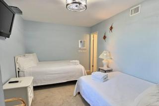 Island Sunrise 364 - 5