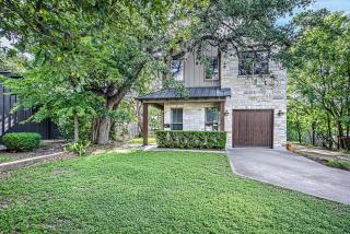 Charming 2BD - Billiards Near Lady Bird Lake & DT - 9