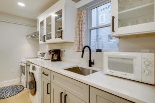 Walk to Metro and Downtown! Cozy Silver Spring Apt - Silver Spring - 1