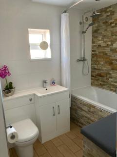 Entire modern home with sea views - 7