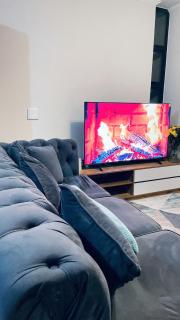 Modern 1Bedroom Apartment in Jackal Creek Golf Estate with Pool - 0