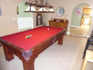 Perfecto Mundo 6, Orlando Area 4BR-2MB-3Bath Huge Pool, Ping Pong, Billiard, Disney Universal - 2
