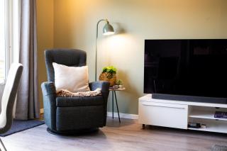 Central house with a balcony view of the mountains - Tromsø - 2